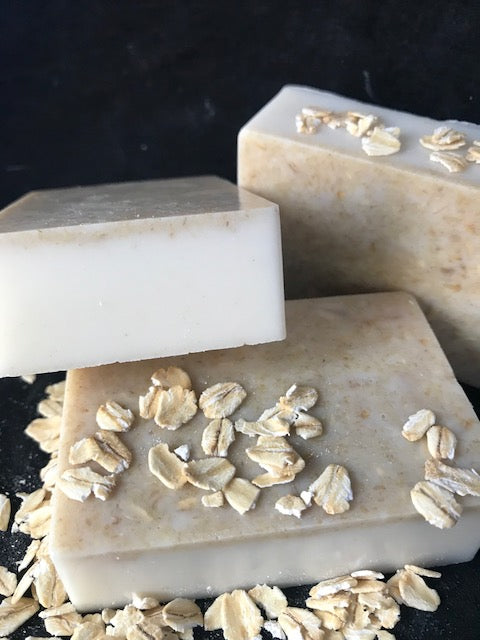 The Sweet Benefits of Oatmeal Milk and Honey Soap: Naturally Nourishing and Beauty-Boosting